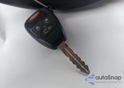 2012 Chrysler 200 Touring z USA, uszkodzony, nr VIN 1C3CCBBB0CN267715